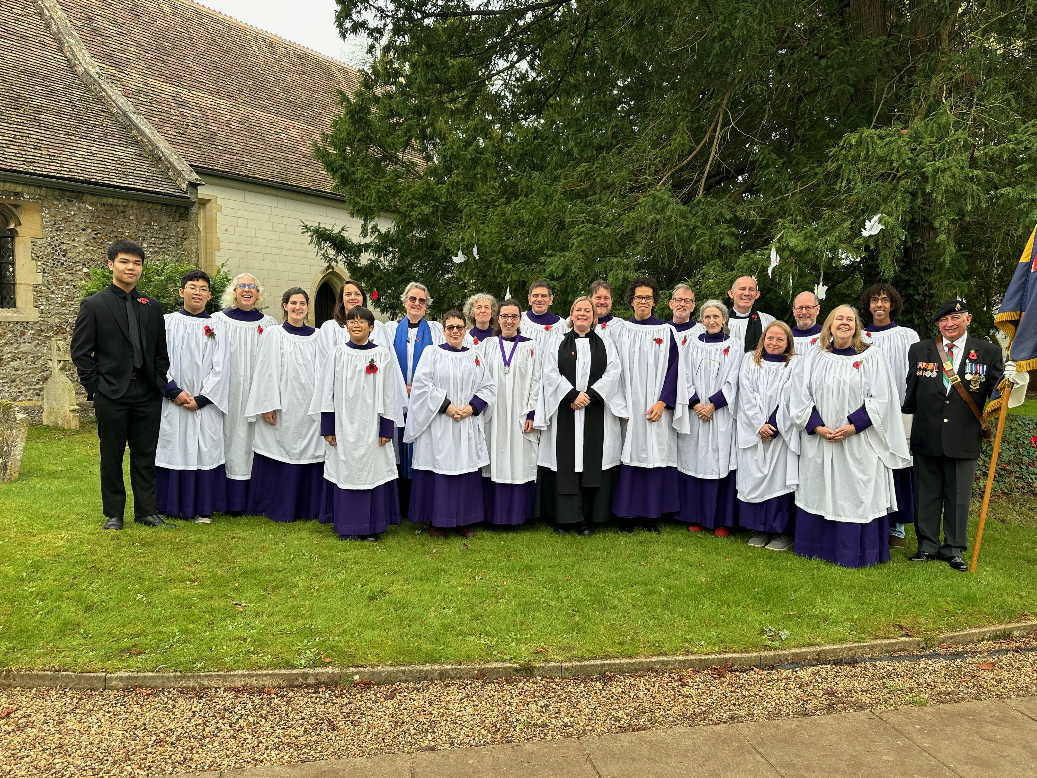 Choir & ministers - Remembranc